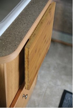  Camco Bamboo Accents RV Countertop Extension, 12-Inches (L) x 13 ½-Inches (W) x ¾-Inch (Thick) 43423 
